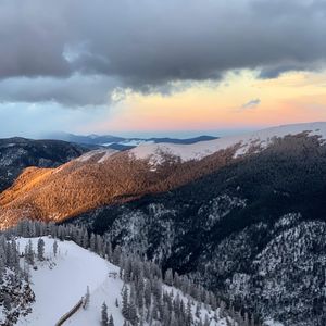 Image post by @skitaos on Instagram