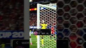 Video post by @FOX Soccer on YouTube