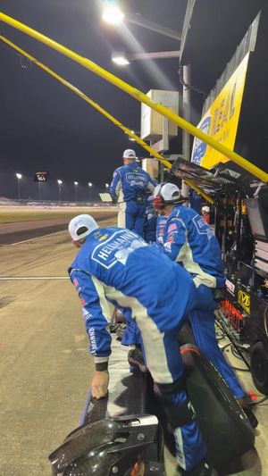 Video post by @NashvilleSuperspeedway on Facebook