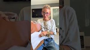 Video post by @shop.with.caroline on YouTube
