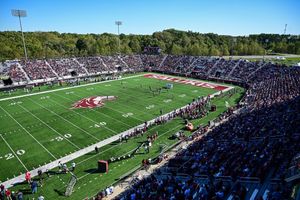Image post by @SalukiFootball on Facebook