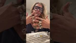Video post by @shop.with.caroline on YouTube