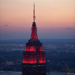 Image post by @empirestatebldg on Instagram