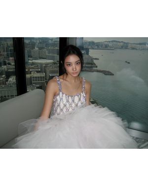 Image post by @ellemenhk on Instagram