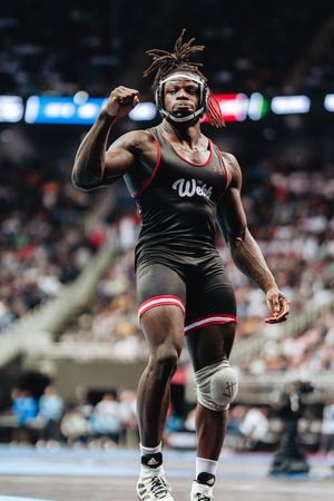 Image post by @GWUWrestling on Twitter