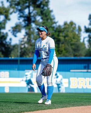 Image post by @uclasoftball on Instagram
