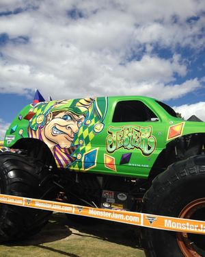 Image post by @monstertruckdaily on Instagram