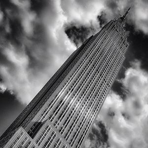 Image post by @empirestatebldg on Instagram