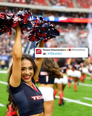 Image post by @texanscheerleaders on Instagram