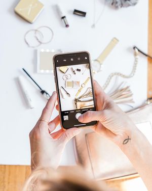 Image post by @amway on Instagram