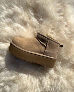 Image post by @ugg on Instagram