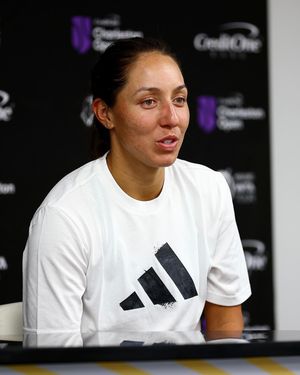 Image post by @creditonecharlestonopen on Instagram