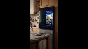 Video post by @samsung on YouTube