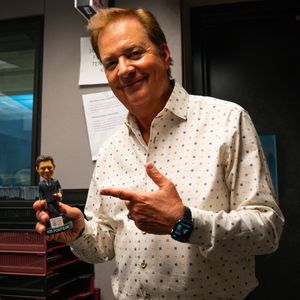 Image post by @937theFan on Twitter