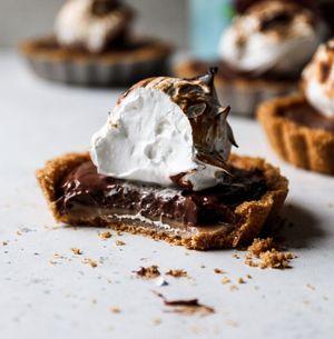 Image post by @displacedhousewife on Instagram