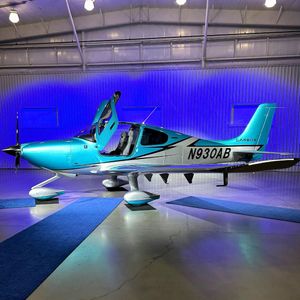 Image post by @p6aviation on Instagram