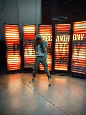 Image post by @MarcAnthony on Twitter