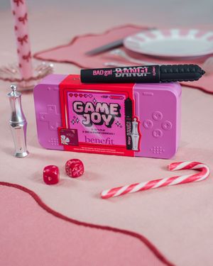 Image post by @benefitspain on Instagram