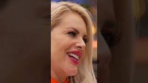 Video post by @telemundo on YouTube