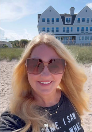 Video post by @livinglocurto on TikTok