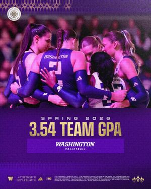 Image post by @uwvolleyball on Instagram