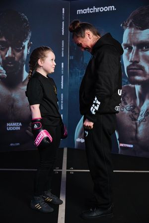 Image post by @MatchroomBoxing on Twitter