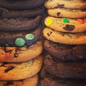 Image post by @insomniacookies on Instagram