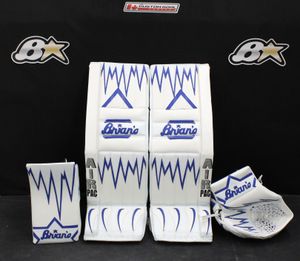 Image post by @goaliesonly on Instagram