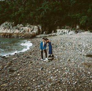 Image post by @selenaxsun on Instagram