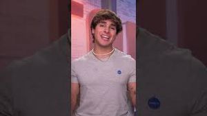Video post by @telemundo on YouTube