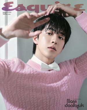 Image post by @esquire.korea on Instagram