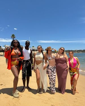 Image post by @prettylittlething on Instagram