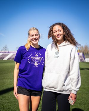 Image post by @uw_wsoccer on Instagram