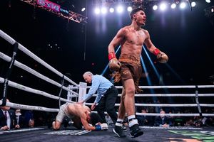 Image post by @showtimeboxing on Instagram