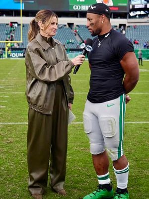 Image post by @erinandrews on Instagram