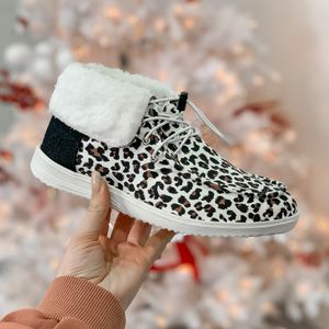 Image post by @shopfillyflair on Instagram
