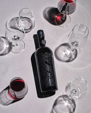 Image post by @prisonerwineco on Instagram