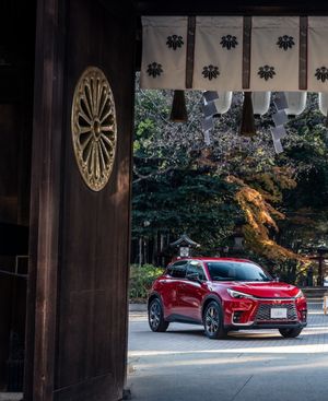 Image post by @discoverlexus on Instagram