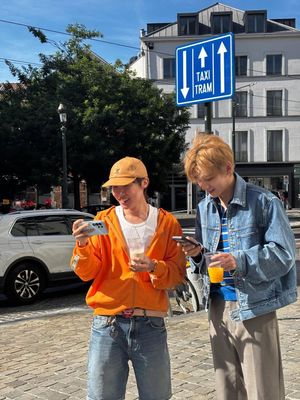 Image post by @ellemenhk on Instagram