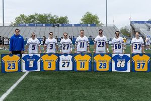 Image post by @hofstramlax on Instagram