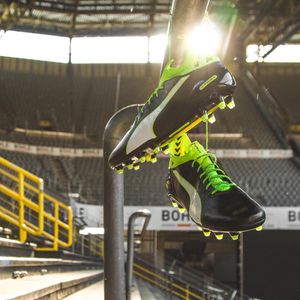 Image post by @soccerdotcom on Instagram