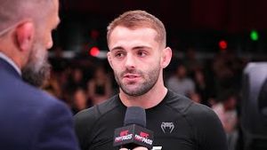 Video post by @UFC FIGHT PASS on YouTube