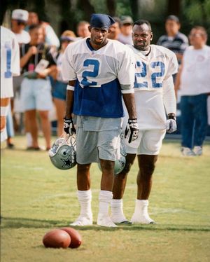Image post by @EmmittSmith22 on Twitter
