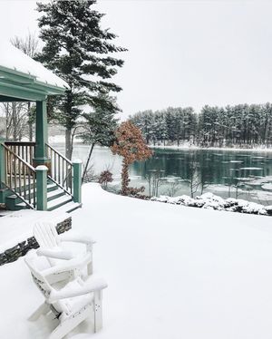 Image post by @themainemag on Instagram
