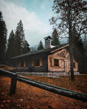 Image post by @valedrums on Instagram