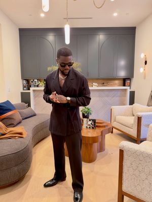 Image post by @kevinhart4real on Instagram