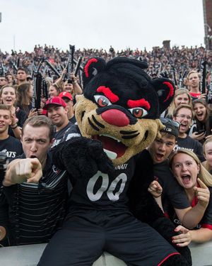 Image post by @uofcincy on Instagram