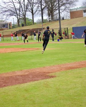 Image post by @insidethebearsden_ on Instagram