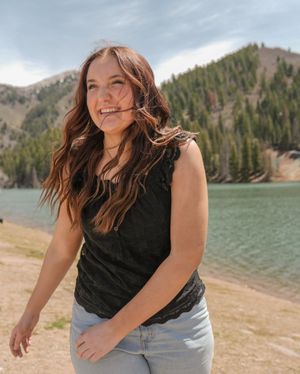 Image post by @bethanylima.photo on Instagram