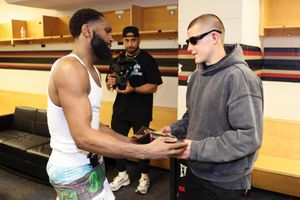 Image post by @MatchroomBoxing on Twitter